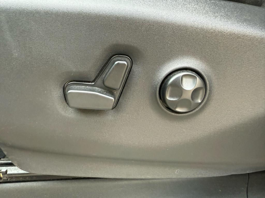 used 2017 Chrysler Pacifica car, priced at $13,488