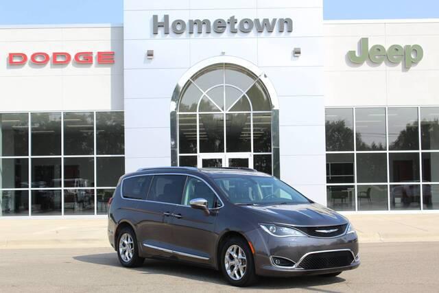 used 2017 Chrysler Pacifica car, priced at $14,995