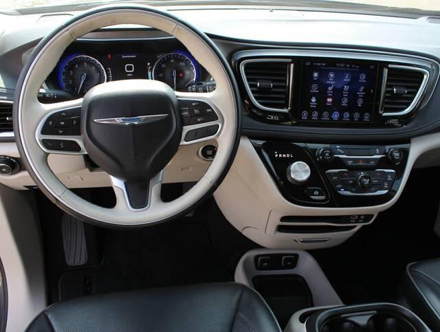 used 2017 Chrysler Pacifica car, priced at $14,995