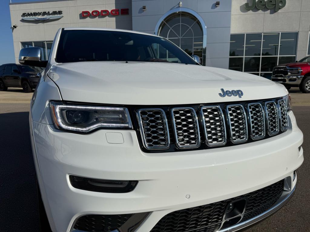 used 2020 Jeep Grand Cherokee car, priced at $28,995