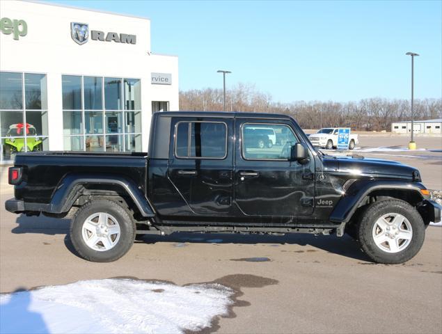 used 2022 Jeep Gladiator car, priced at $33,495