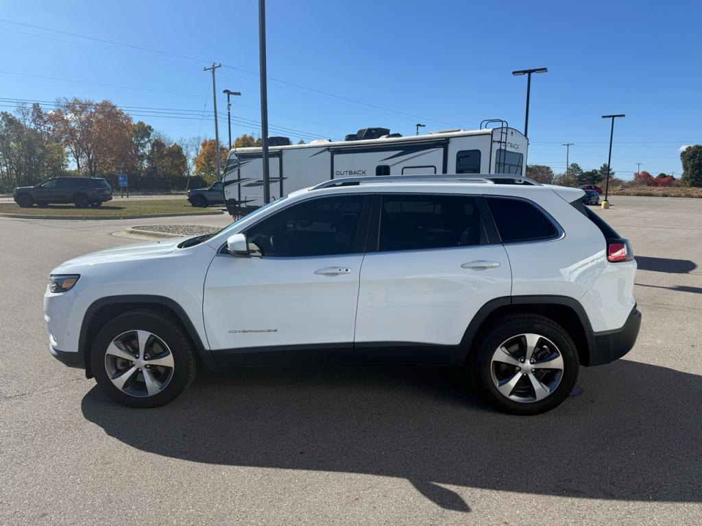 used 2021 Jeep Cherokee car, priced at $24,995