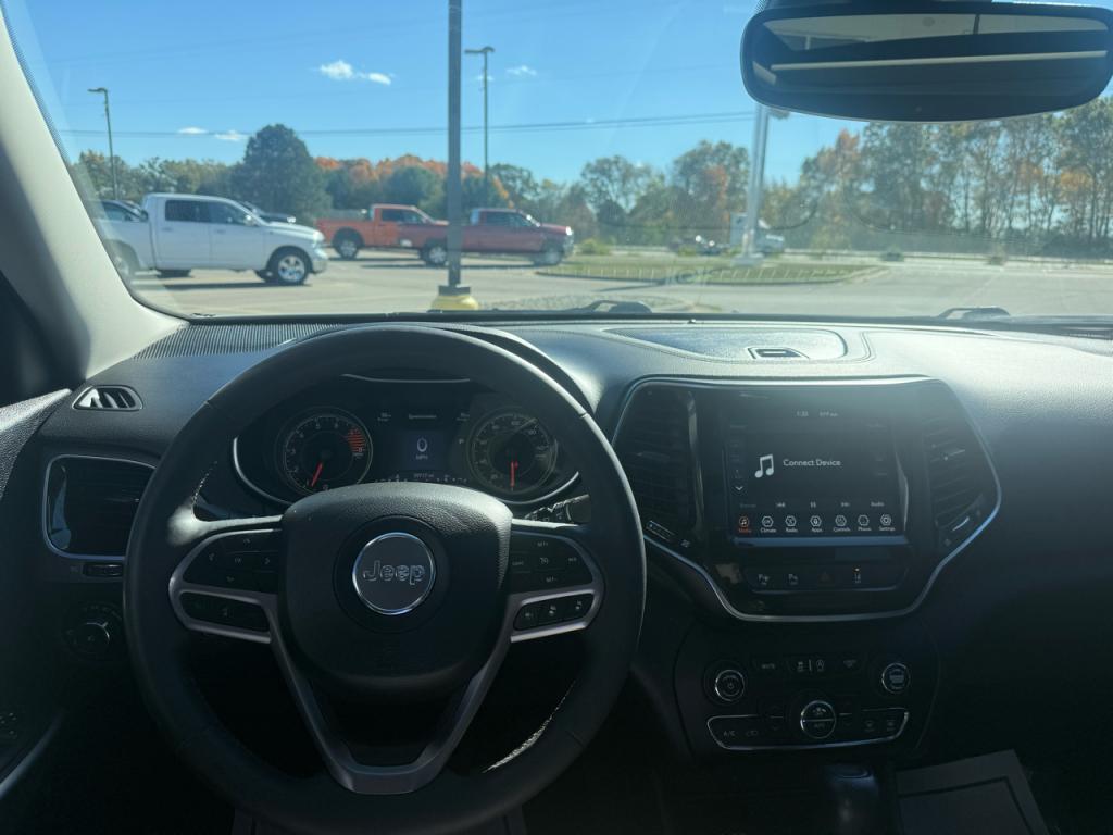 used 2021 Jeep Cherokee car, priced at $24,995