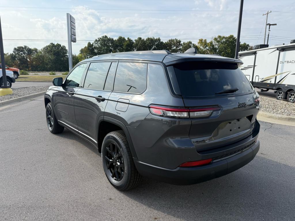 new 2025 Jeep Grand Cherokee L car, priced at $45,543