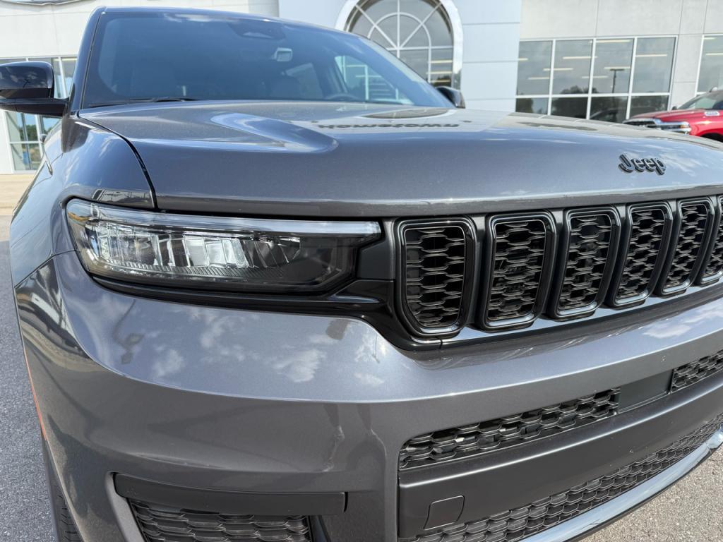 new 2025 Jeep Grand Cherokee L car, priced at $45,543