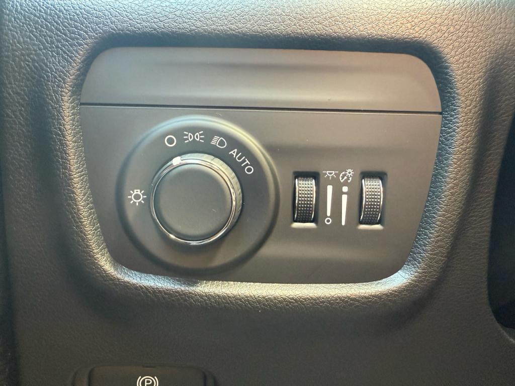 new 2025 Jeep Grand Cherokee L car, priced at $45,543