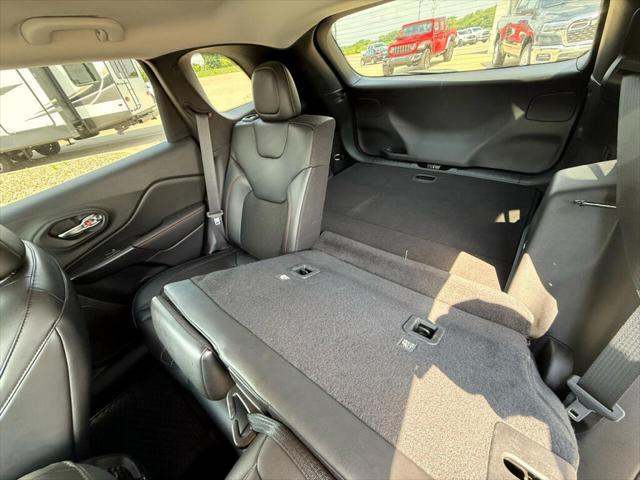 used 2021 Jeep Cherokee car, priced at $25,449