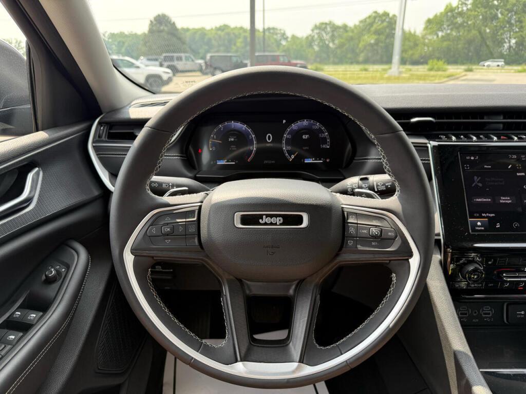 used 2023 Jeep Grand Cherokee L car, priced at $33,995