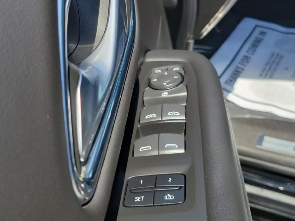 used 2022 Chevrolet Tahoe car, priced at $39,091