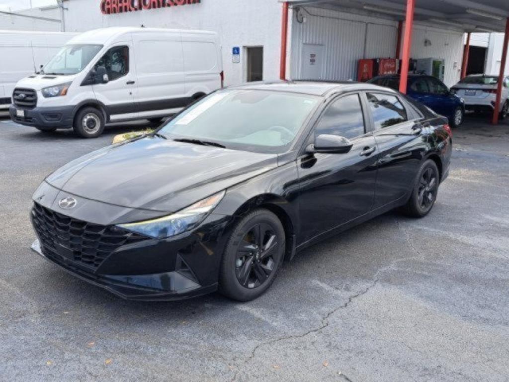 used 2022 Hyundai Elantra car, priced at $15,621