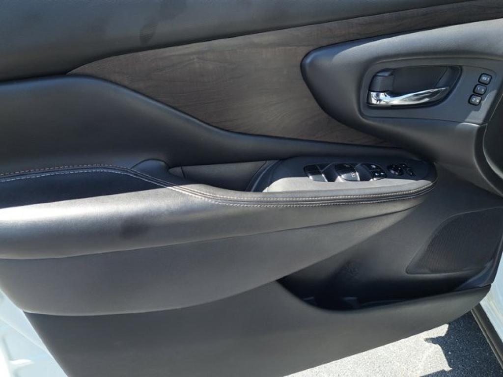 used 2022 Nissan Murano car, priced at $21,611