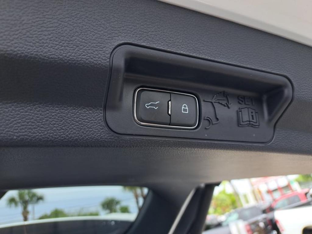 used 2023 Ford Explorer car, priced at $25,411