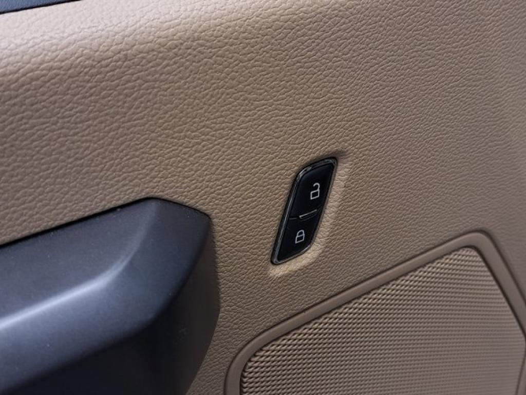 used 2020 Ford F-150 car, priced at $21,695