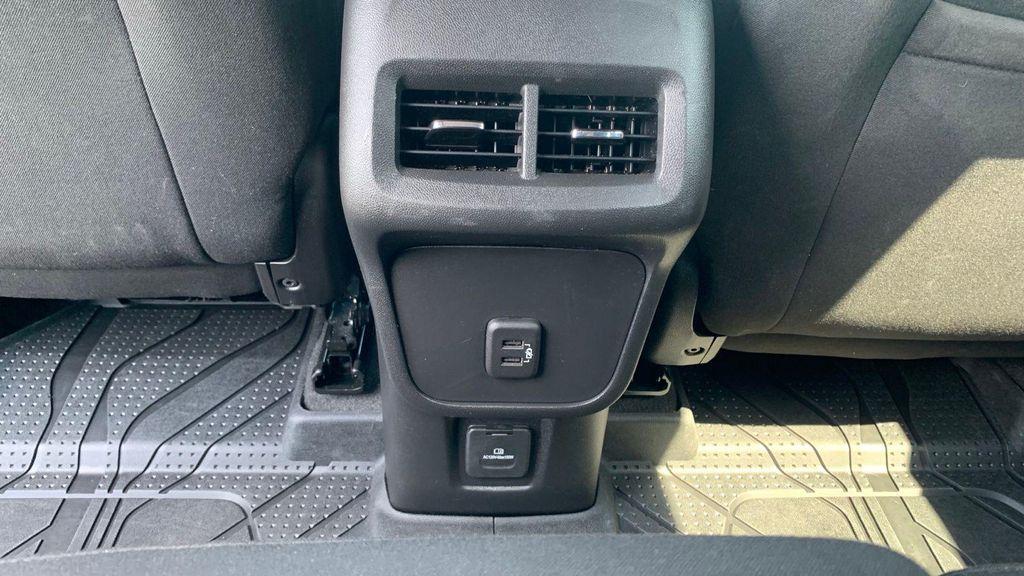 used 2022 Chevrolet Equinox car, priced at $19,090