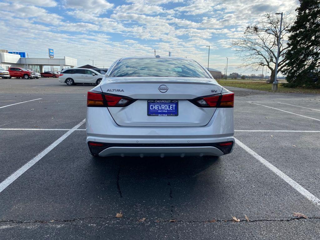 used 2024 Nissan Altima car, priced at $21,137