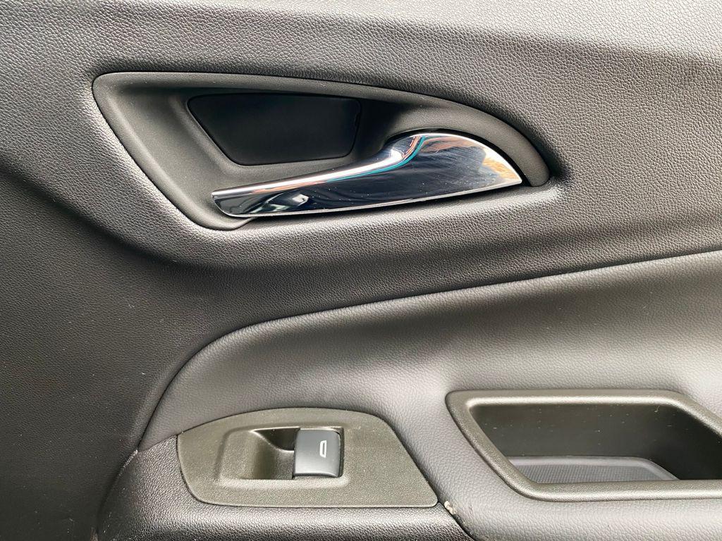 used 2023 Chevrolet Equinox car