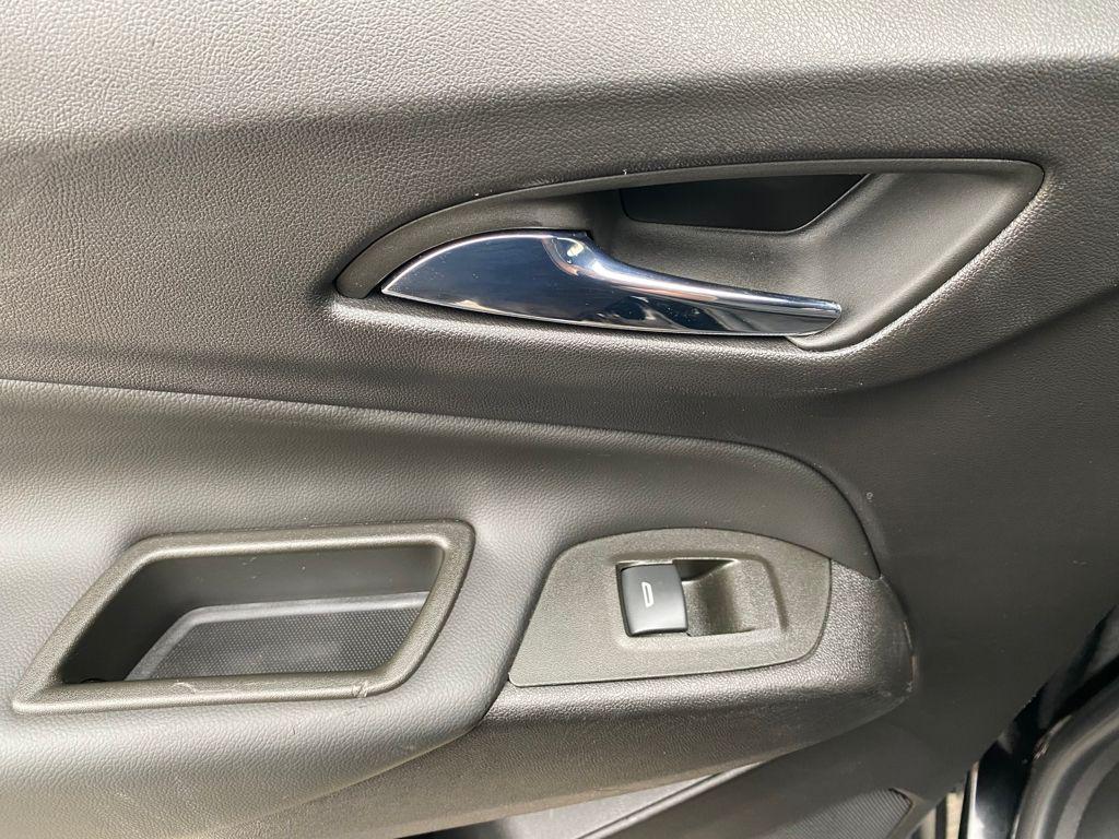 used 2023 Chevrolet Equinox car