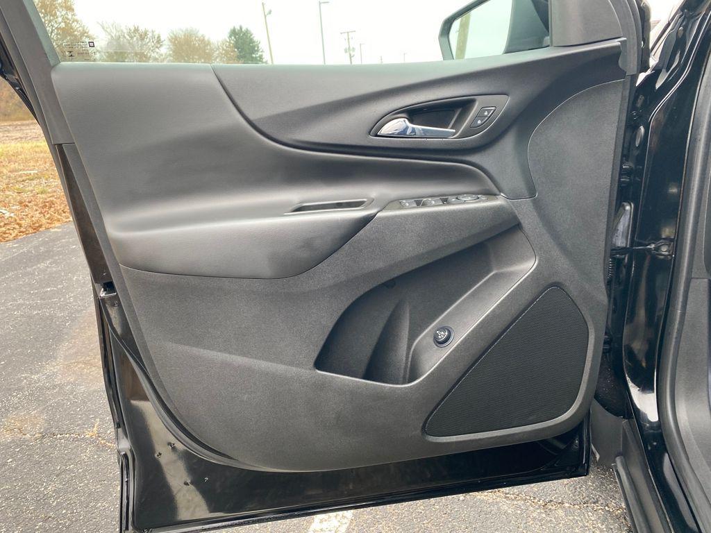 used 2023 Chevrolet Equinox car