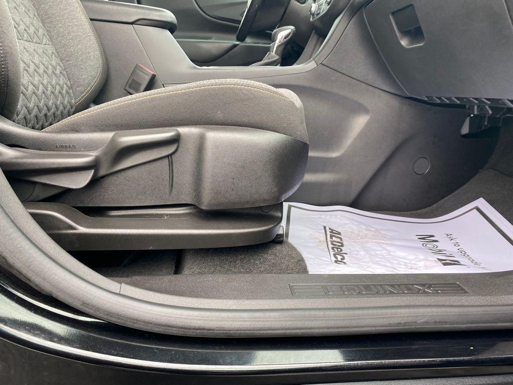 used 2023 Chevrolet Equinox car