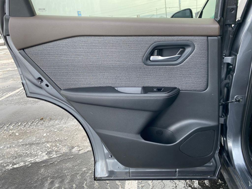 used 2023 Nissan Rogue car