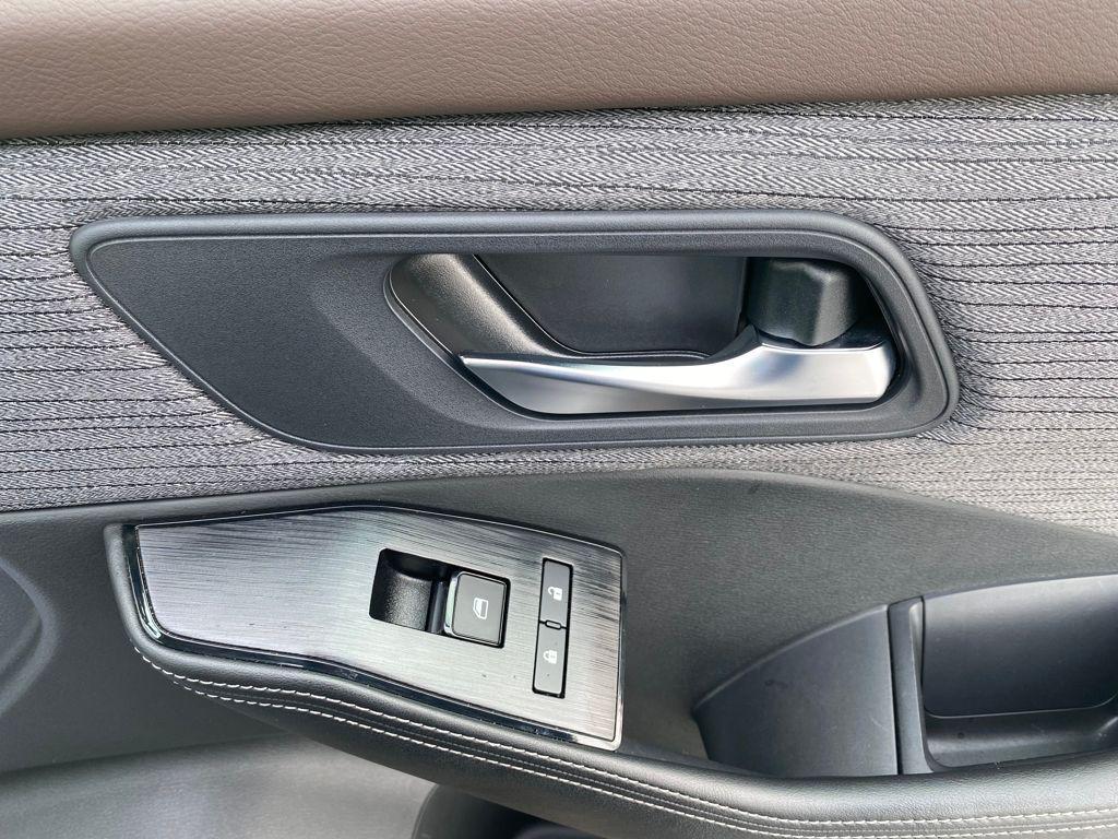 used 2023 Nissan Rogue car