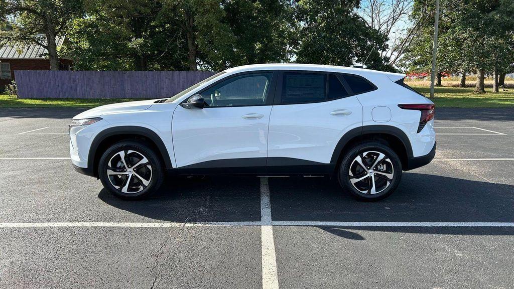 new 2025 Chevrolet Trax car, priced at $24,290