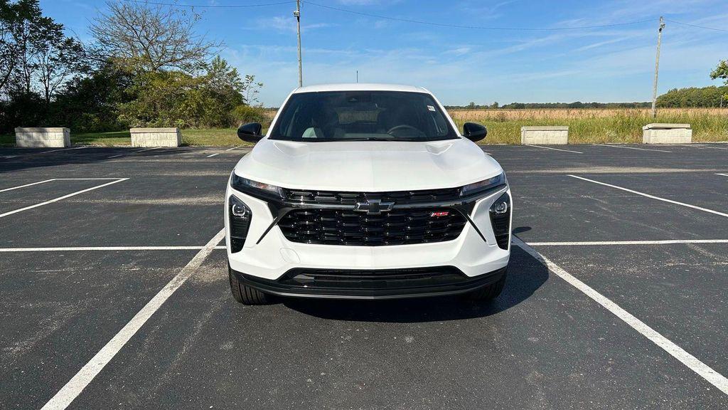 new 2025 Chevrolet Trax car, priced at $24,290