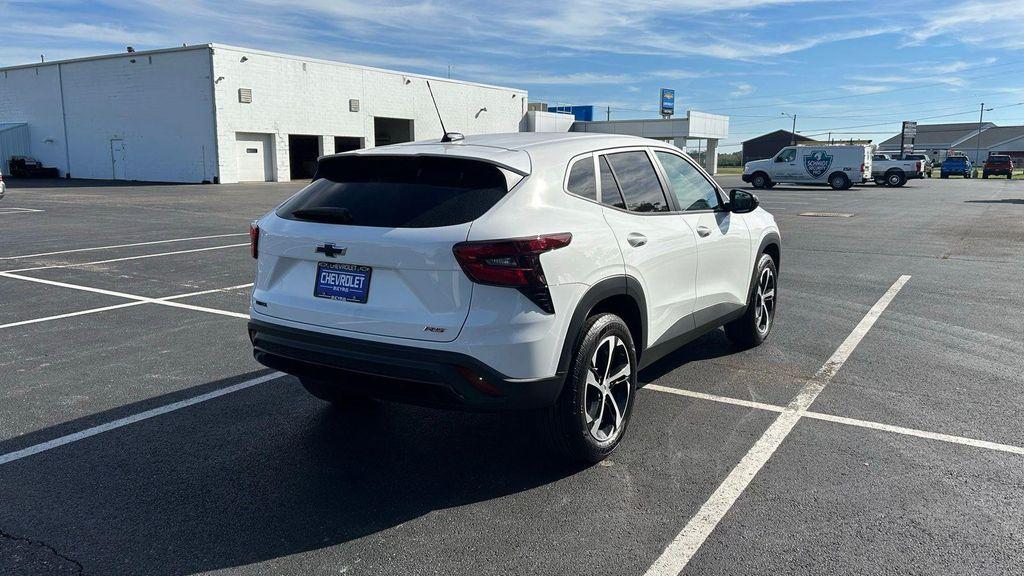 new 2025 Chevrolet Trax car, priced at $24,290