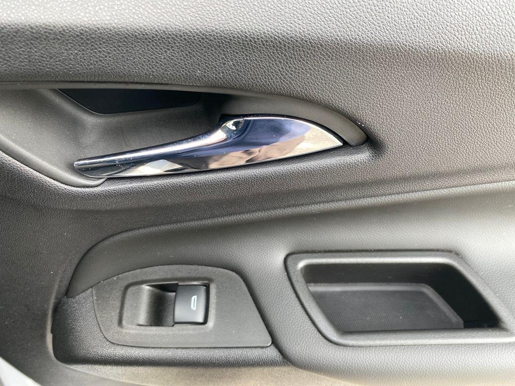 used 2022 Chevrolet Equinox car