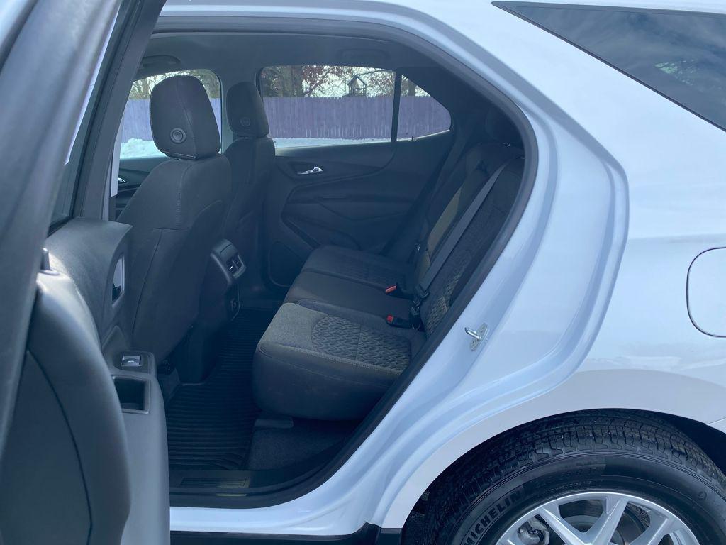 used 2022 Chevrolet Equinox car