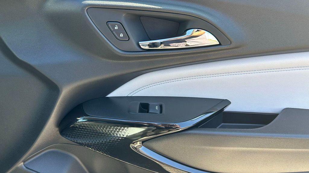 new 2025 Chevrolet Trax car, priced at $25,485