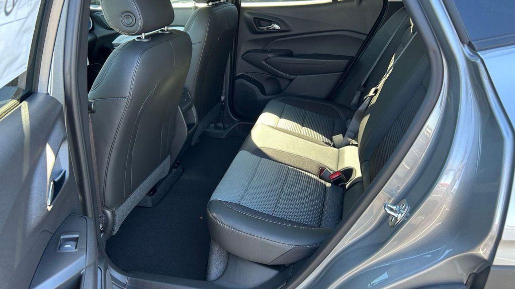 new 2025 Chevrolet Trax car, priced at $25,485