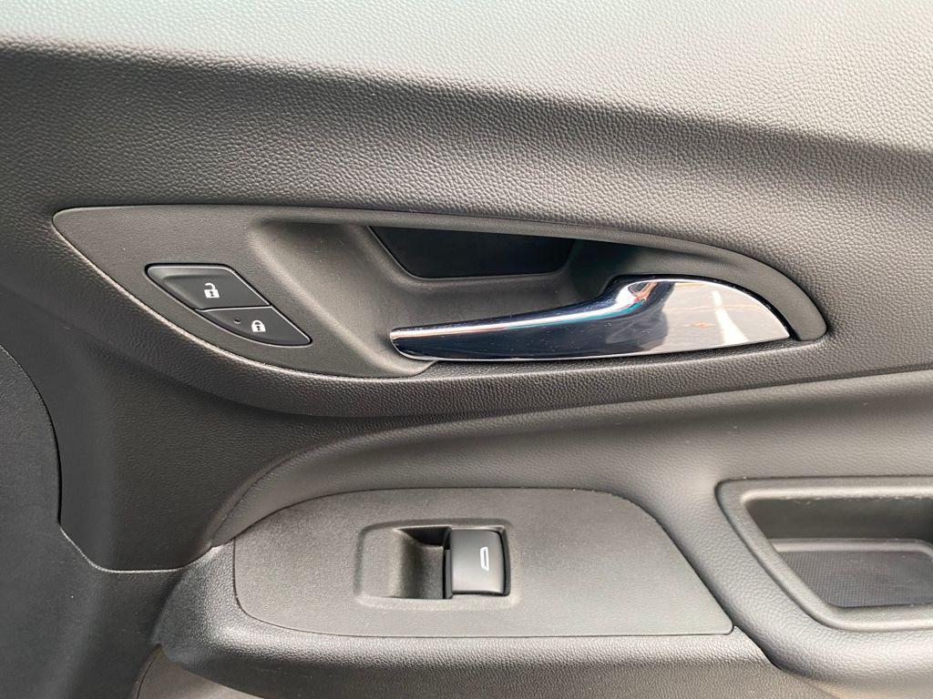 used 2022 Chevrolet Equinox car, priced at $20,978