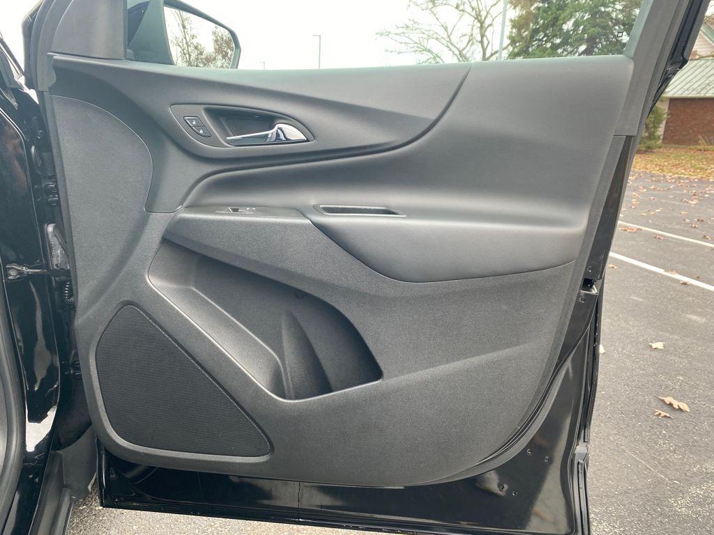 used 2022 Chevrolet Equinox car, priced at $20,978