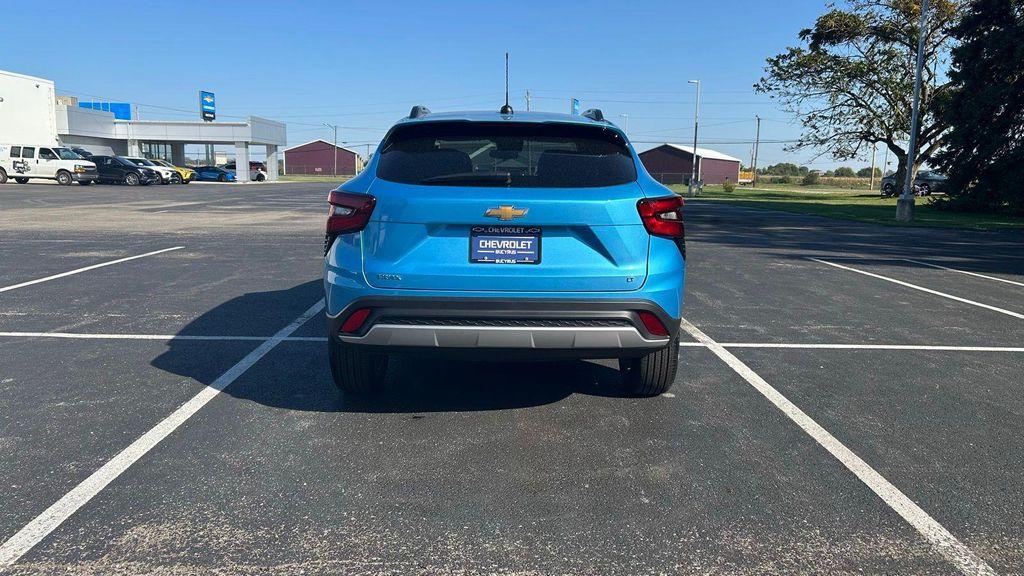 new 2025 Chevrolet Trax car, priced at $24,490