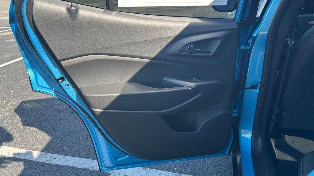 new 2025 Chevrolet Trax car, priced at $24,490