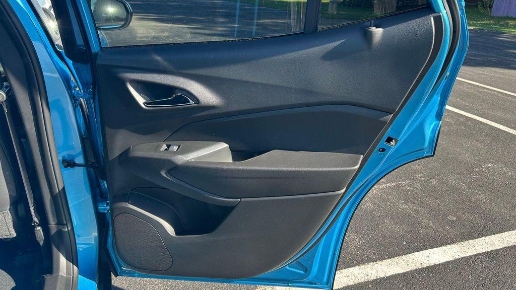 new 2025 Chevrolet Trax car, priced at $24,490
