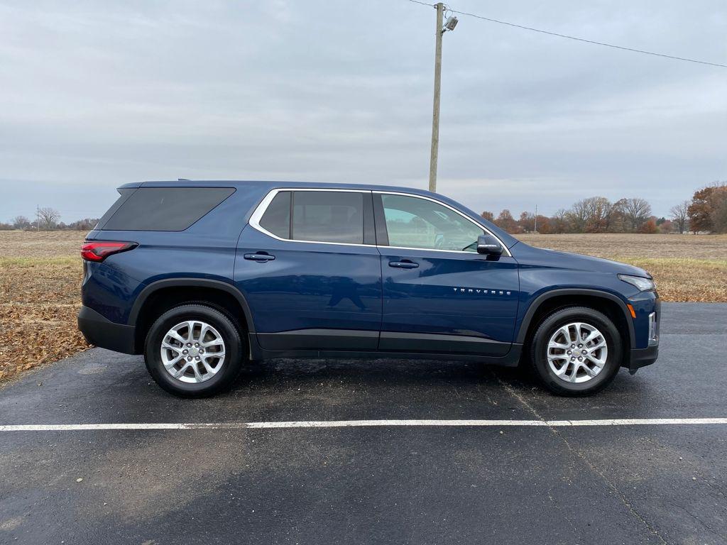 used 2022 Chevrolet Traverse car, priced at $20,000