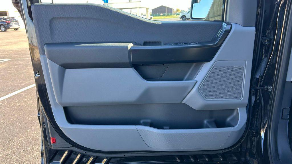 used 2021 Ford F-150 car, priced at $24,999