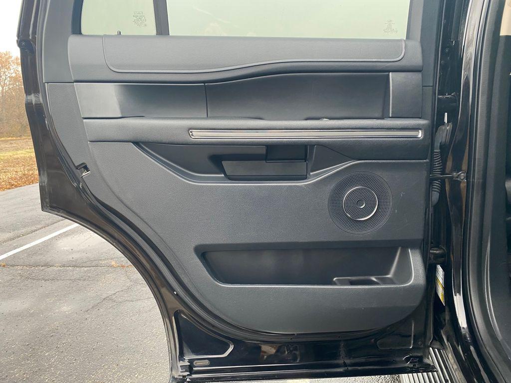 used 2022 Ford Expedition car, priced at $33,478