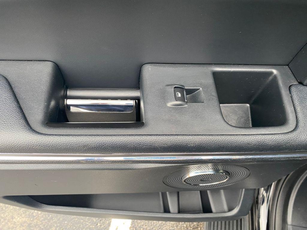 used 2022 Ford Expedition car, priced at $33,478