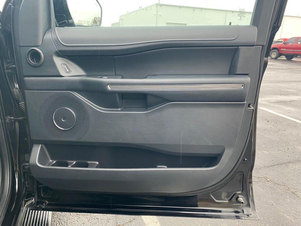 used 2022 Ford Expedition car, priced at $33,478