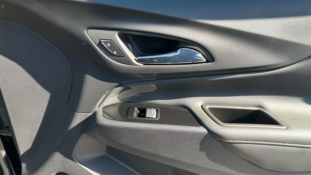 used 2024 Chevrolet Equinox car, priced at $26,202