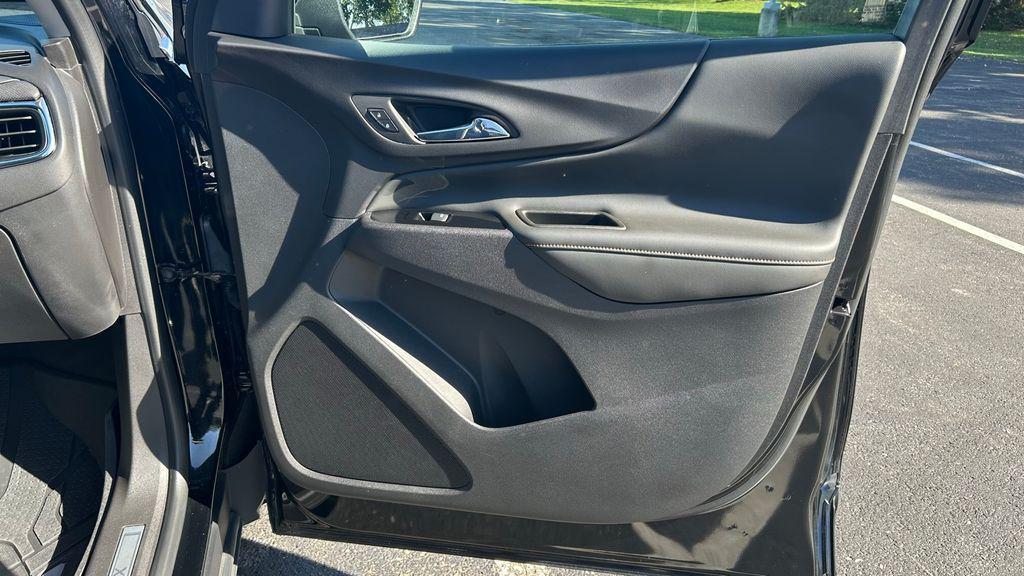 used 2024 Chevrolet Equinox car, priced at $26,202