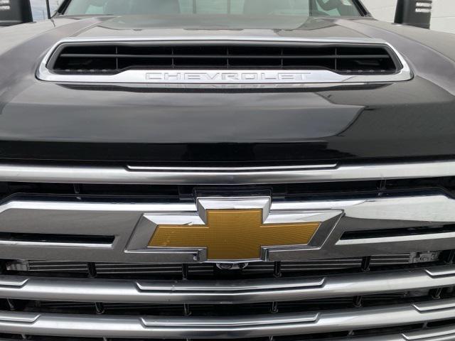 new 2025 Chevrolet Silverado 3500 car, priced at $86,375