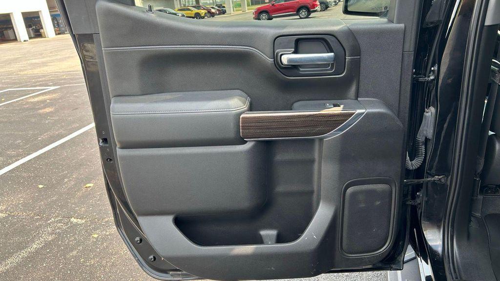 used 2022 Chevrolet Silverado 1500 car, priced at $38,026