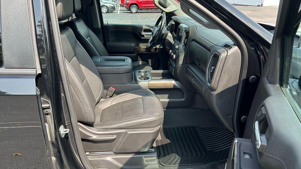 used 2022 Chevrolet Silverado 1500 car, priced at $38,026