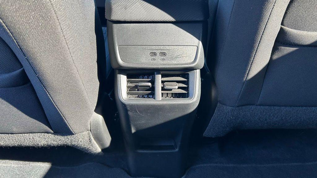 used 2025 Chevrolet Equinox car, priced at $25,978