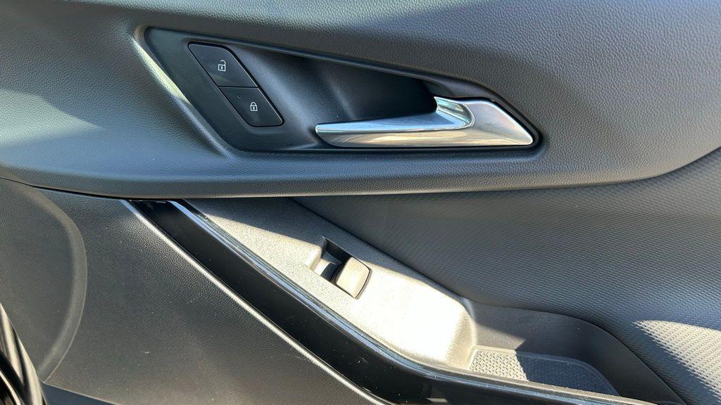 used 2025 Chevrolet Equinox car, priced at $25,978