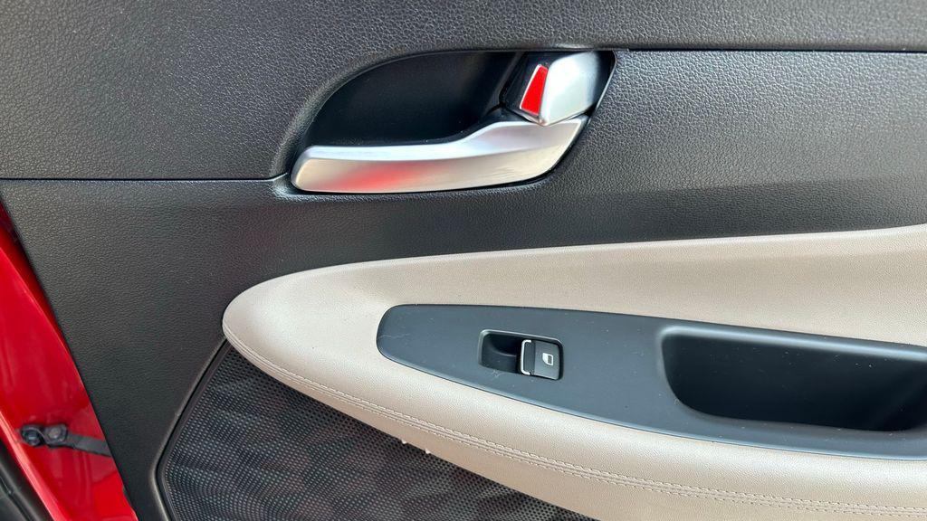 used 2020 Hyundai Santa Fe car, priced at $15,991